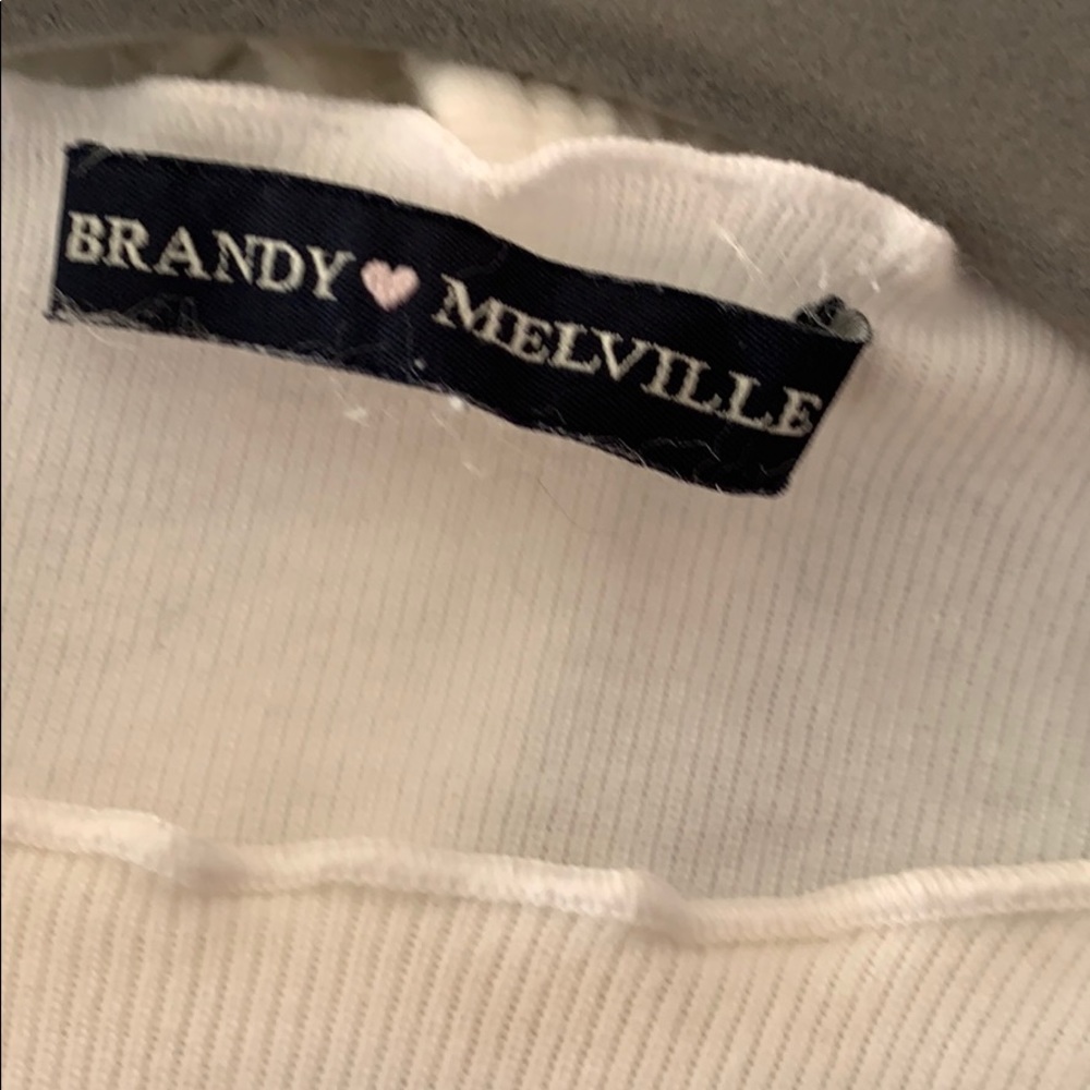 Brandy Melville crop top - Picture 2 of 4